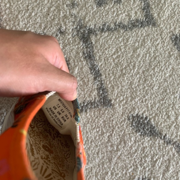 GUC Keds 7.5 - Picture 3 of 4